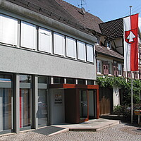 Gebäude der Gemeindebücherei Hirrlingen beim Schloß