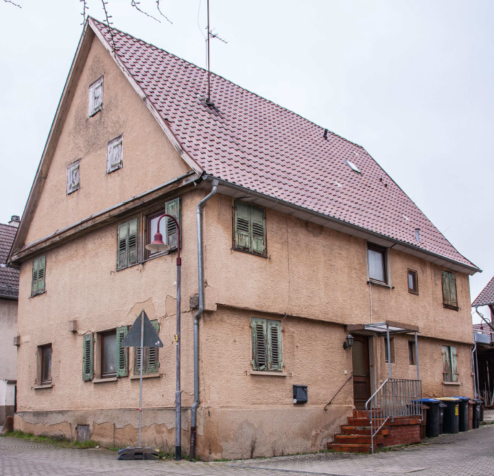 74078 Heilbronn-Neckargartach, Mittelstraße 1, Gebäudeansicht