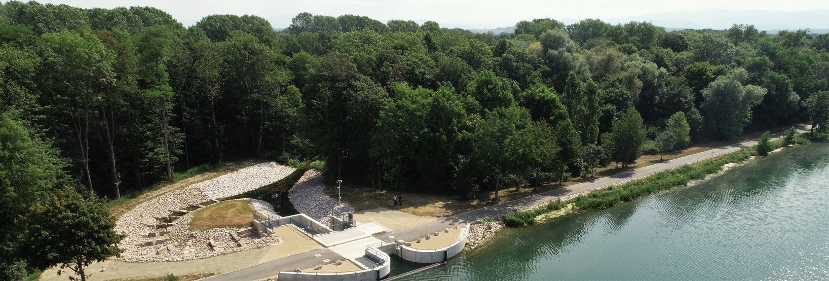 Einlassbauwerk aus der Luft fotografiert