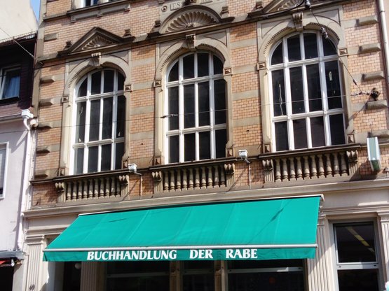 Auf diesem Bild sehen Sie das Gebäude in der Ansicht Pfinztalstraße 60 in 76227 Karlsruhe 