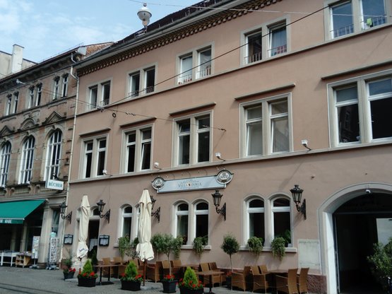 Auf diesem Bild sehen Sie das Gebäude in der Pfinztalstraße 58+60 in 76227 Karlsruhe. 