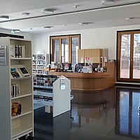 Bibliothek im Rathaus Salem - Verbuchung und Marktbereich