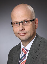 Portrait Referatsleiter Michael Pernus