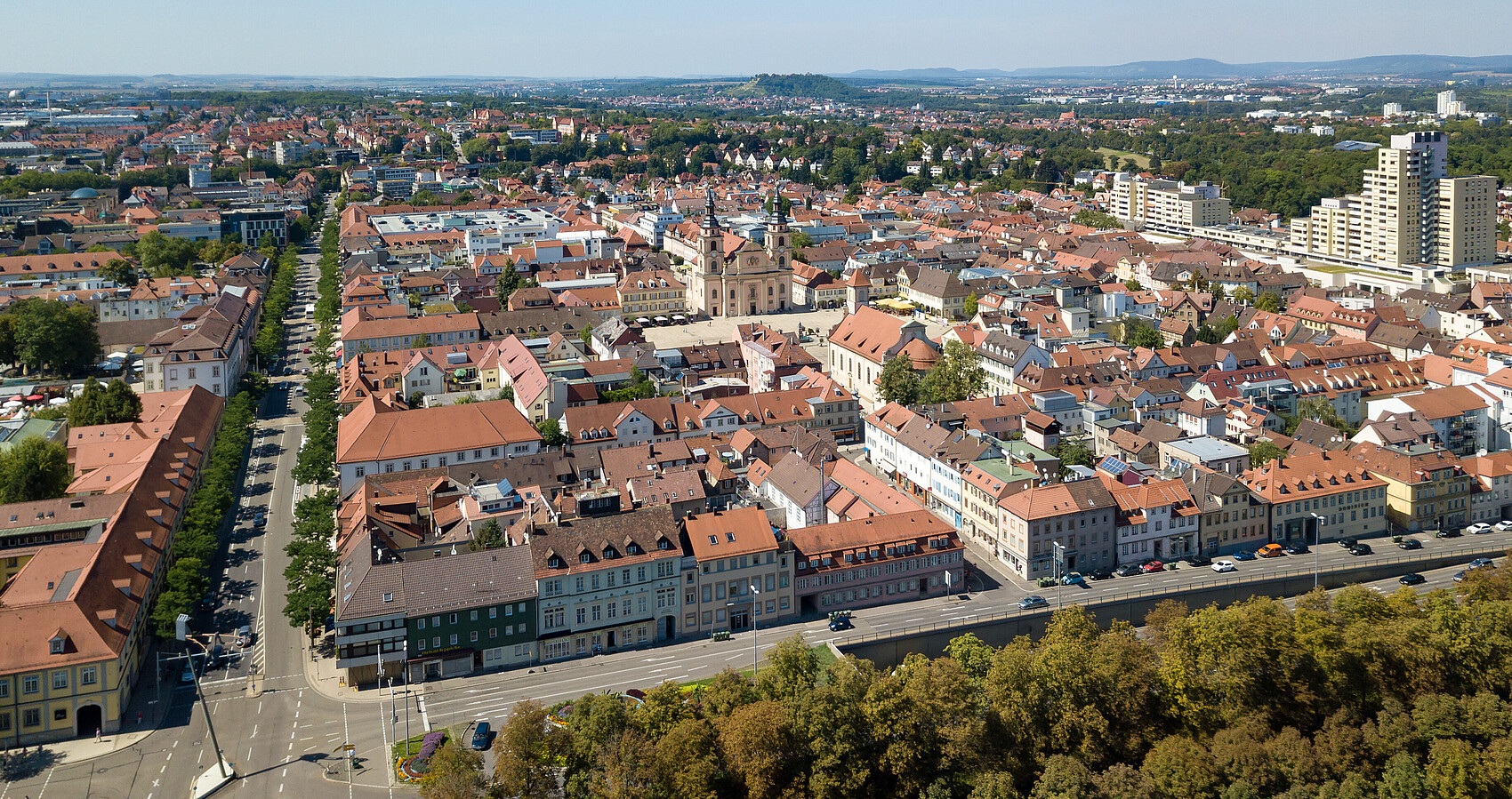 Bild zeigt die Innenstadt von Ludwigsburg von oben