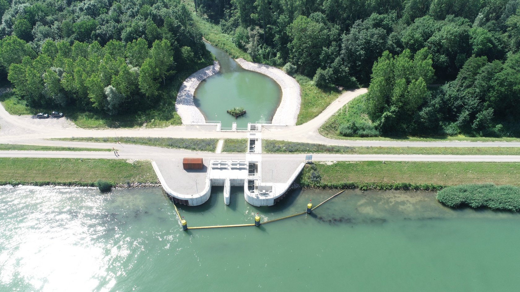 Einlassbauwerk fotografiert aus der Vogelperspektive