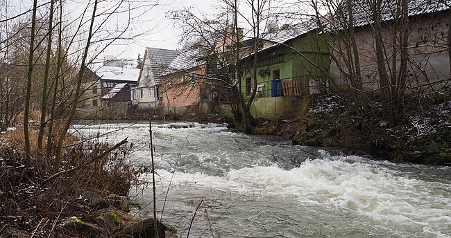 Nicht durchwanderbare raue Rampe an der Seckach innerhalb der Gemeinde Adelsheim-Sennfeld