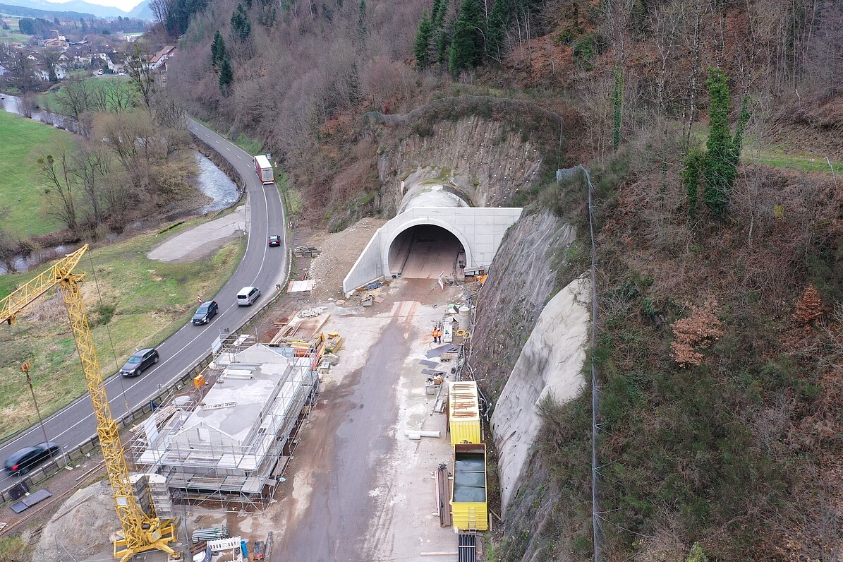 Luftaufnahme Tunneleingang