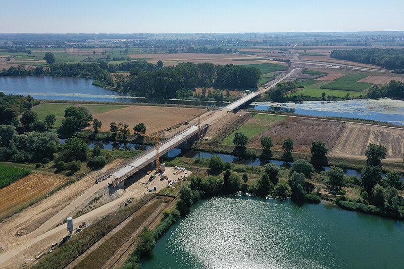 Juli 2022: Bauwerk 2 und 3 über die Donau und den Donaukanal