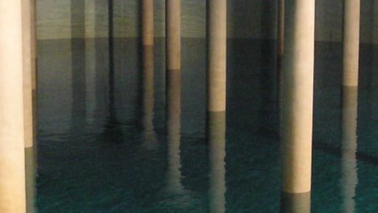 Ein Wasserbehälter von innen