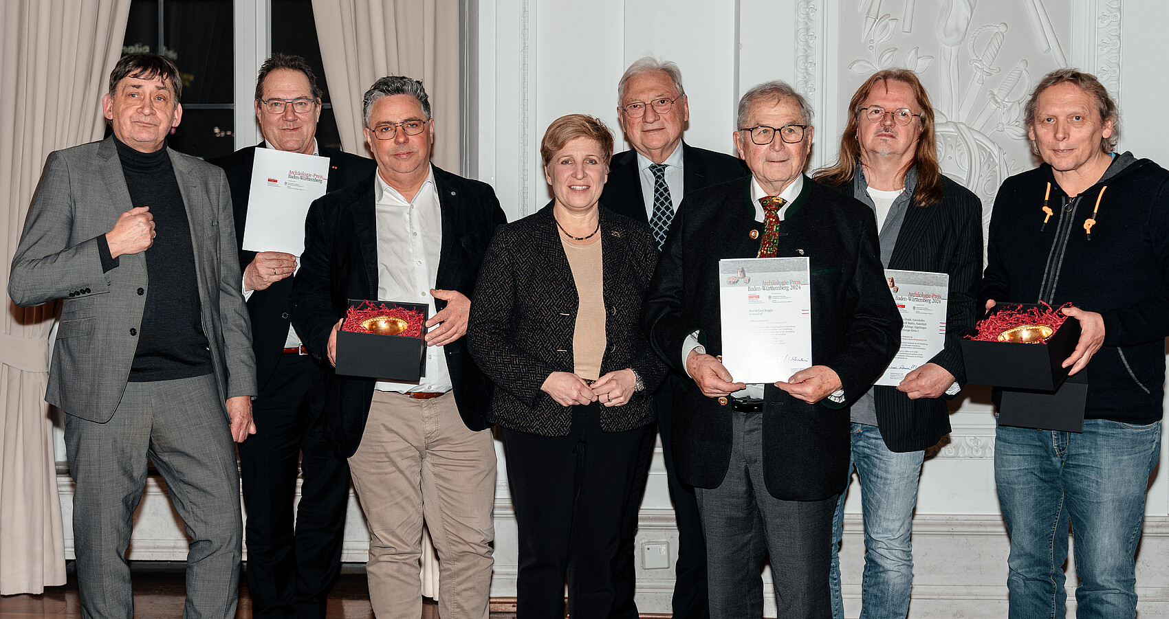 Gruppenbild Preisträgerinnen und Preisträger des Archäologiepreises