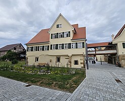 Gemeindebücherei OchsoTHEK Walddorfhäslach - außen