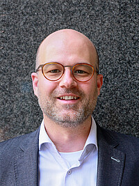 Bild zeigt Portrait von Referatsleiter Christof Zinser