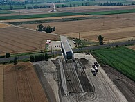 Juli 2022: Bauwerk 5: Brücke über die Bahnstrecke Ulm-Friedrichshafen