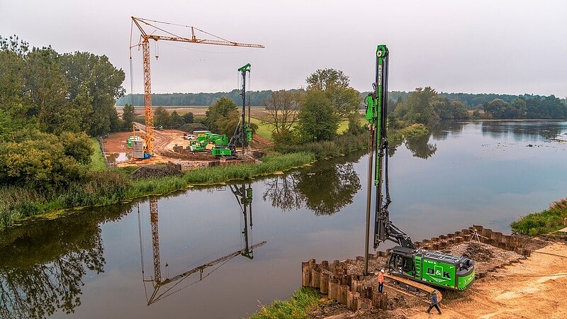 September 2020: Spezialtiefbau/Spundwandarbeiten und Großbohrpfähle) am Ufer des Donaukanals