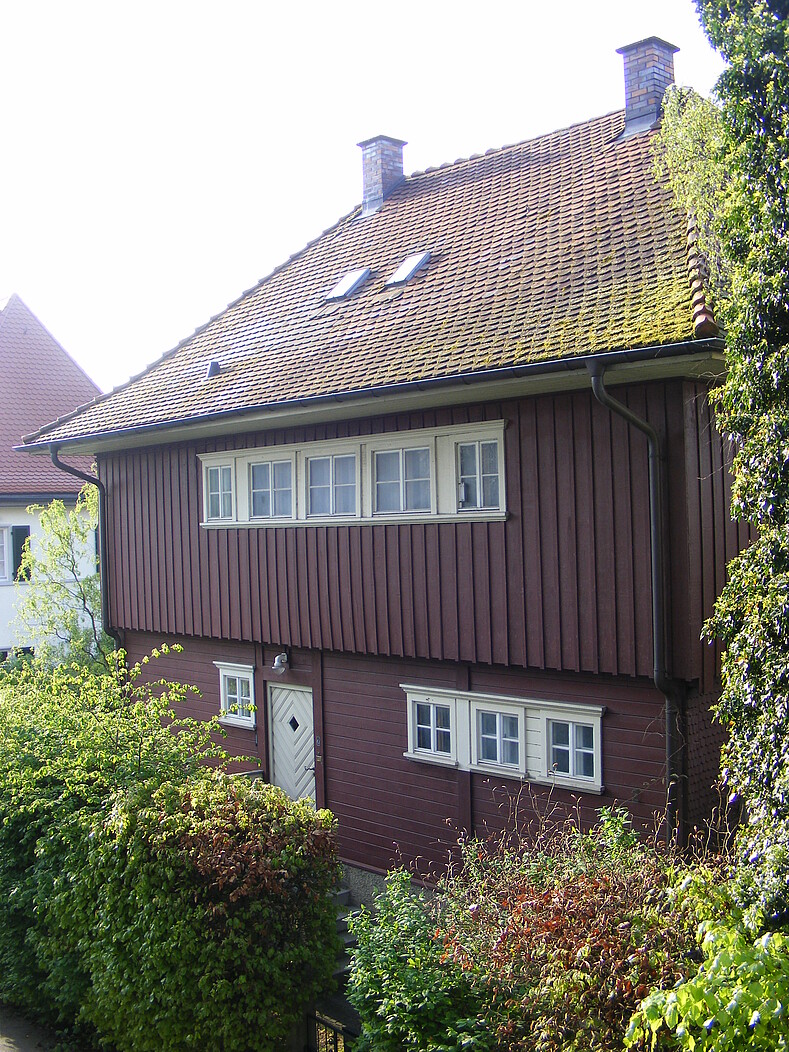 Außenansicht des Gebäudes Alter Friedhofweg 2 in 88045 Friedrichshafen