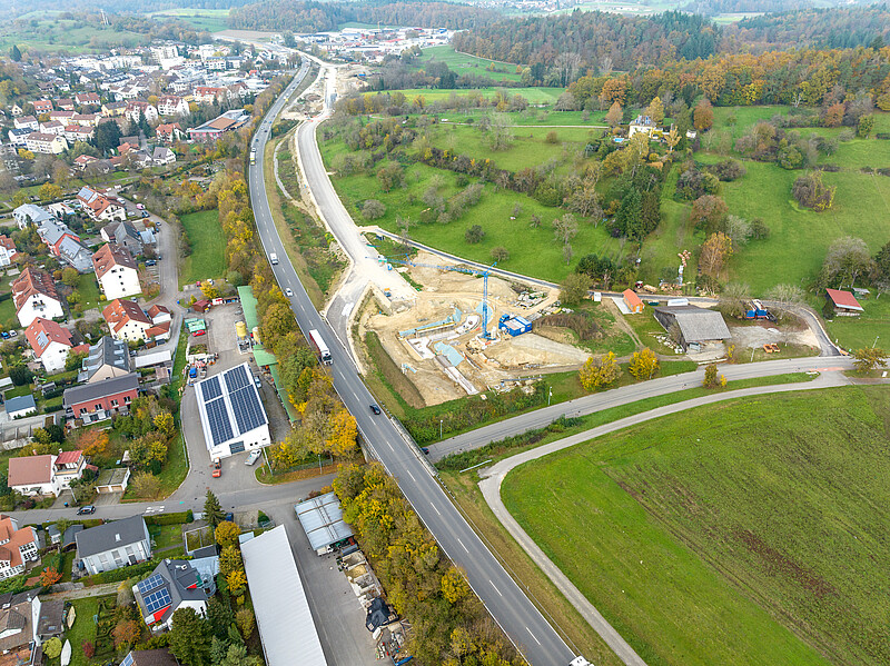 Luftbild der Baumaßnahme an der B 33 Allensbach-West