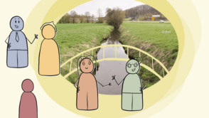 Das Bild zeigt einen Fluss; links und rechts grüne Wiesen; eine eingezeichnete Brücke über den Fluss und mehrere bunte Männchen