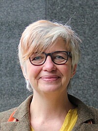 Portrait Referatsleiterin Ulrike Möck
