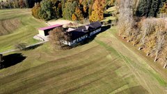 Luftbild Wohnhaus mit landwirtschaftlichen Nebengebäuden, 88326 Aulendorf, Tiergarten 2