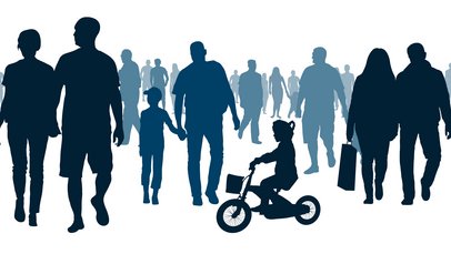 Symbolbild Menschen | Gesellschaft - schwarz blaue Shilouetten, die Menschen verschiedenen Alters beim Spazieren über einen öffentlichen Platz zeigen