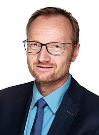 Dr. Thomas Hölz