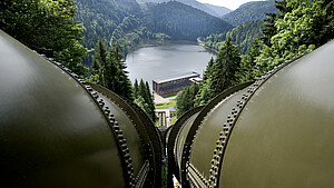 Hangrohrleitung am Wasserkraftwerk der Schluchsee AG in Häusern