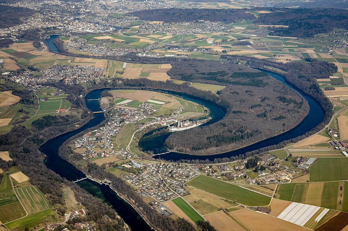 Luftbild der Doppelschleife des Hochrheins