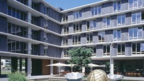 Ein Dienstgebäude des Regierungspräsidiums