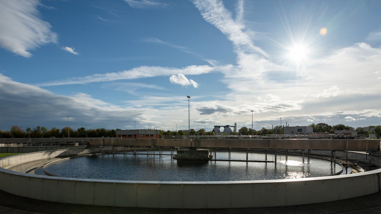 becken einer Kläranlage